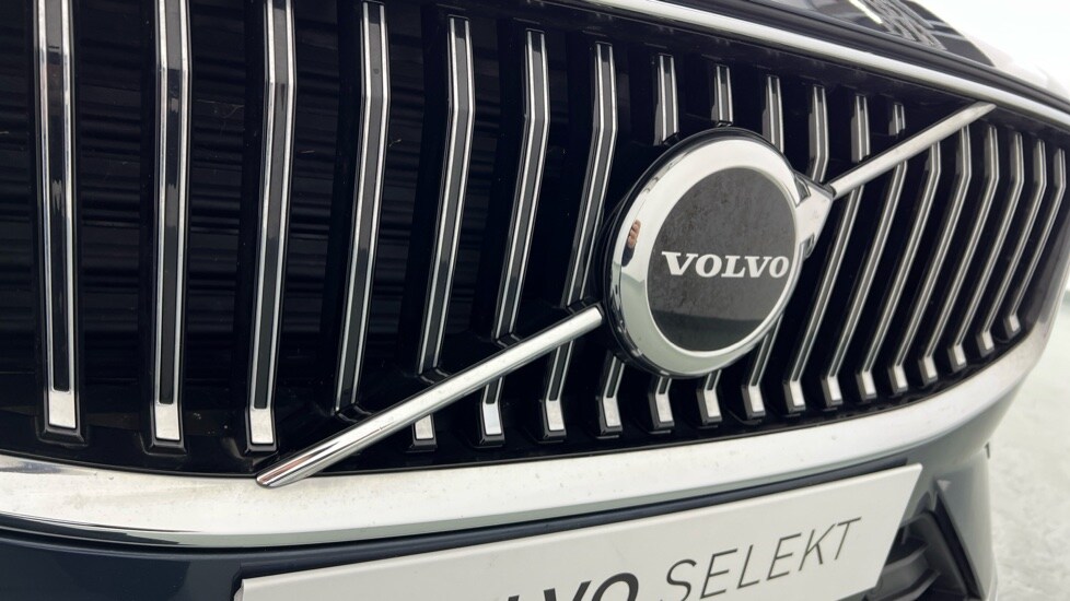 Used Volvo XC60 2023 for sale - 77673833: Photo 70