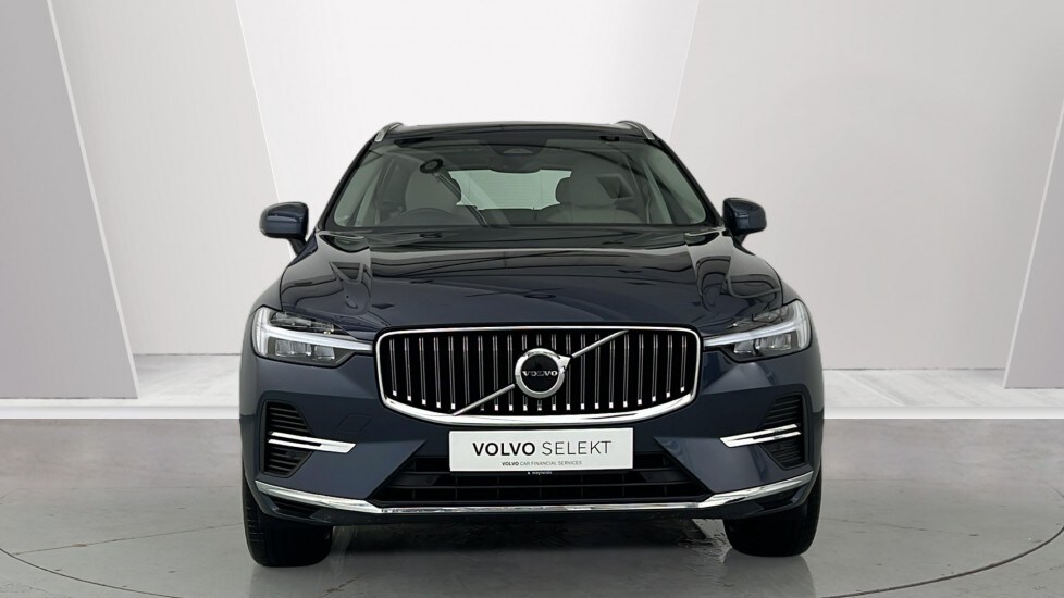 Used Volvo XC60 2023 for sale - 77673833: Photo 8