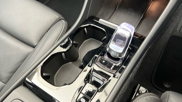 Used Volvo XC40 2024 for sale - 75775845: Photo 25