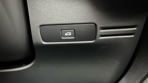 Used Volvo XC40 2024 for sale - 75775845: Photo 46