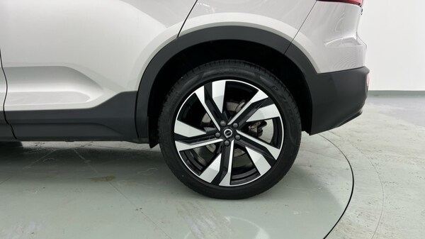 Used Volvo XC40 2024 for sale - 75775845: Photo 59