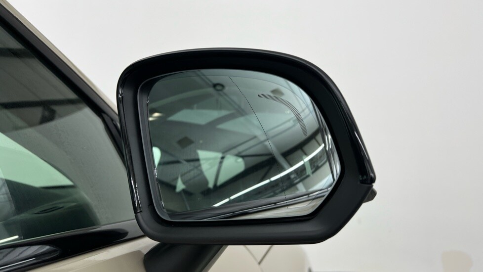 Used Volvo XC40 2025 for sale - 77706345: Photo 32