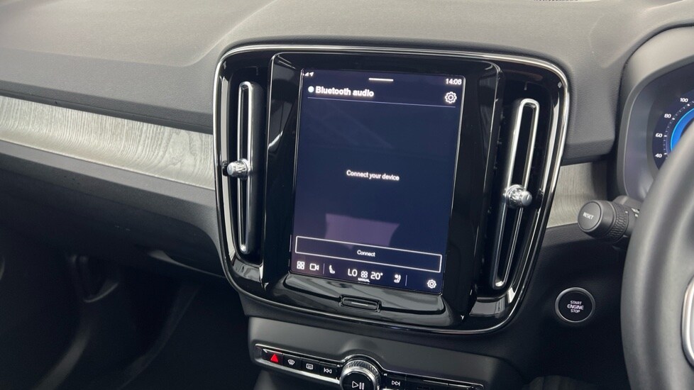 Used Volvo XC40 2025 for sale - 77706345: Photo 43