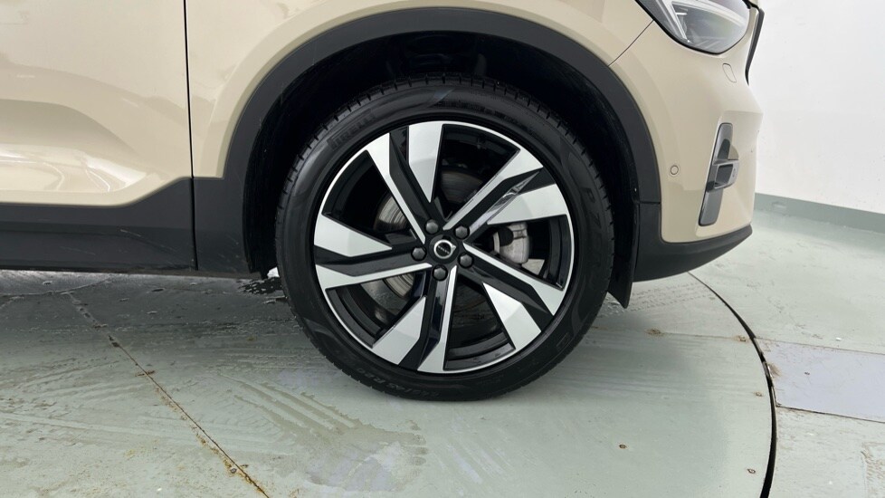 Used Volvo XC40 2025 for sale - 77706345: Photo 69