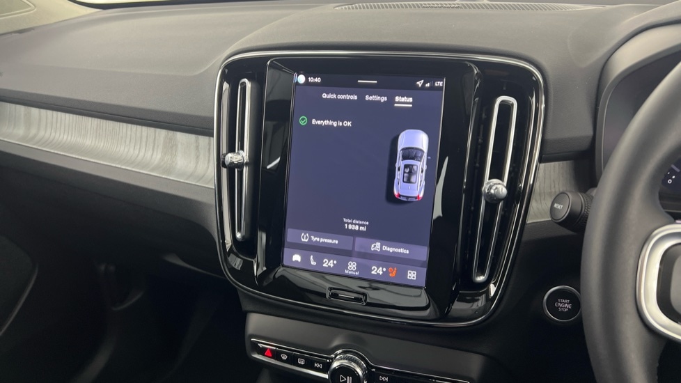 Used Volvo XC40 2025 for sale - 76834892: Photo 14