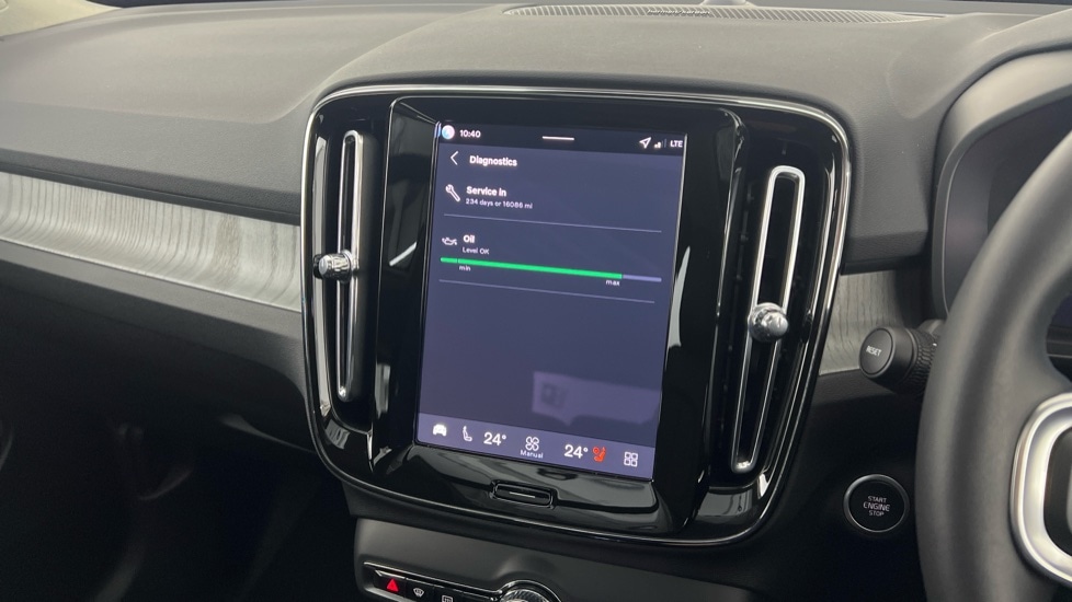 Used Volvo XC40 2025 for sale - 76834892: Photo 15