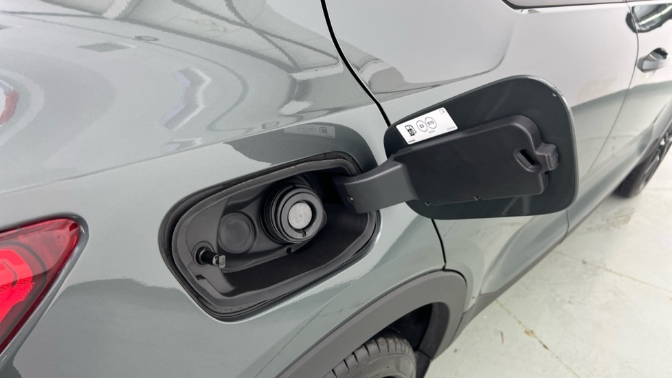 Used Volvo XC40 2025 for sale - 76834892: Photo 16