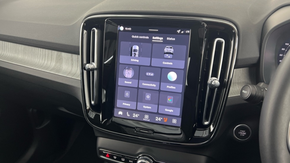 Used Volvo XC40 2025 for sale - 76834892: Photo 17