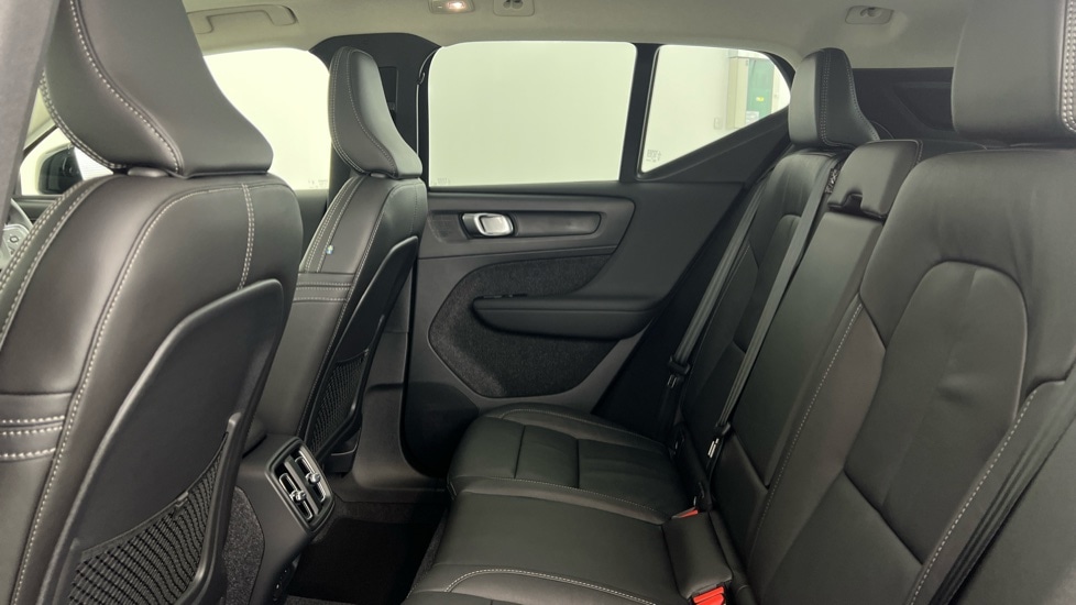 Used Volvo XC40 2025 for sale - 76834892: Photo 33