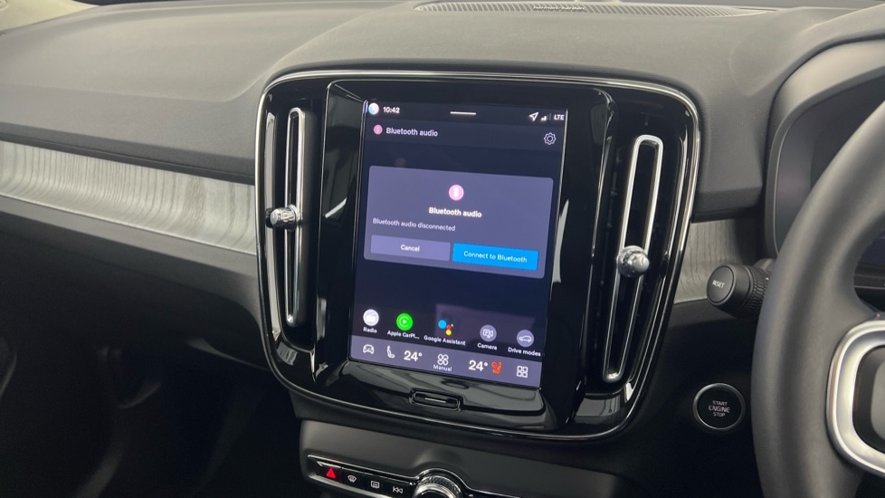 Used Volvo XC40 2025 for sale - 76834892: Photo 43