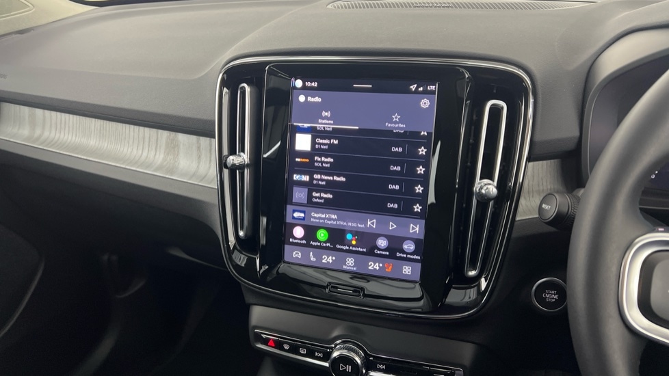 Used Volvo XC40 2025 for sale - 76834892: Photo 44