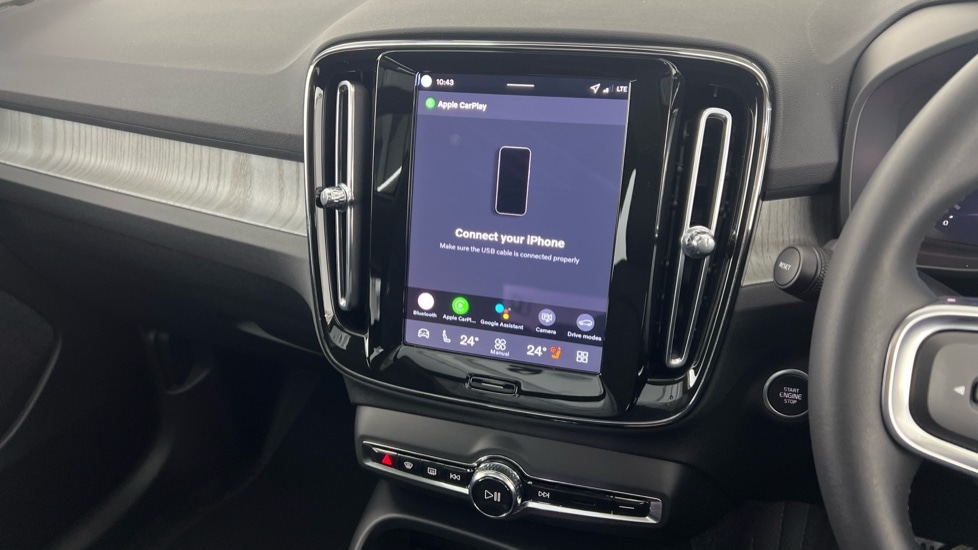 Used Volvo XC40 2025 for sale - 76834892: Photo 47