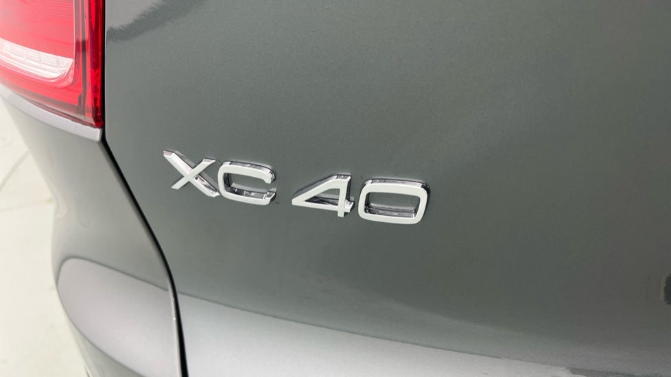 Used Volvo XC40 2025 for sale - 76834892: Photo 58