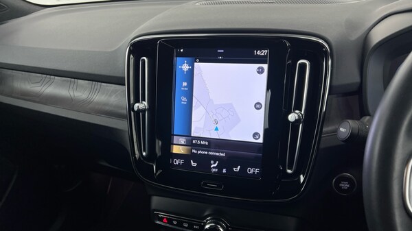 Used Volvo XC40 2022 for sale - 75702675: Photo 18