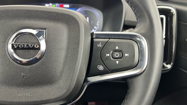 Used Volvo XC40 2022 for sale - 75702675: Photo 22