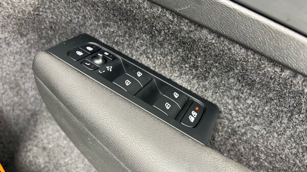 Used Volvo XC40 2022 for sale - 75702675: Photo 24