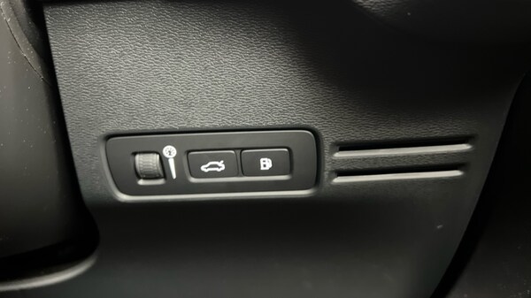 Used Volvo XC40 2022 for sale - 75702675: Photo 50