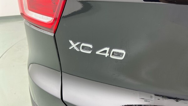 Used Volvo XC40 2022 for sale - 75702675: Photo 53