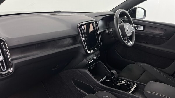 Used Volvo XC40 2022 for sale - 75702675: Photo 58