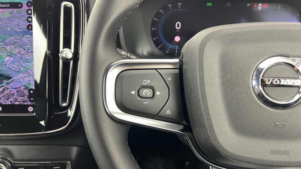 Used Volvo XC40 2023 for sale - 77397374: Photo 21