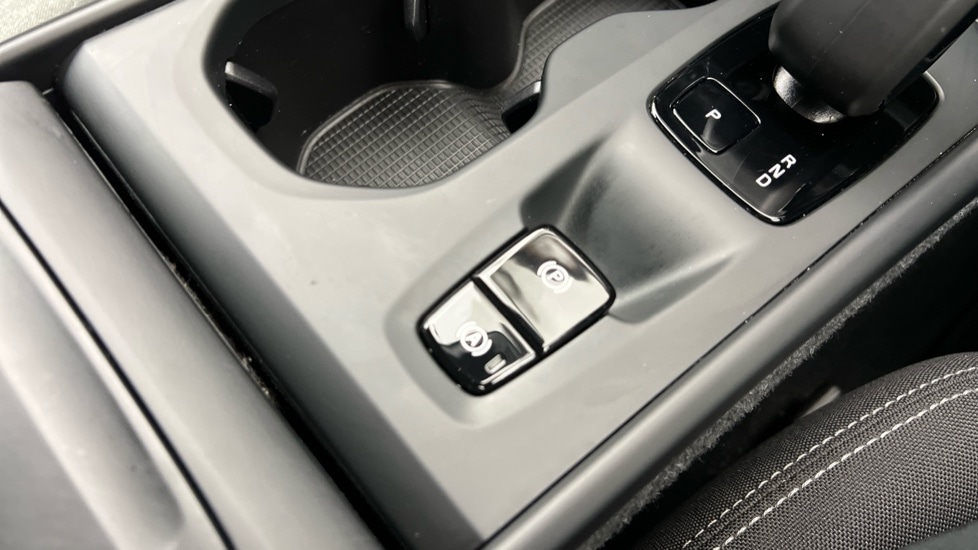 Used Volvo XC40 2023 for sale - 77397374: Photo 27