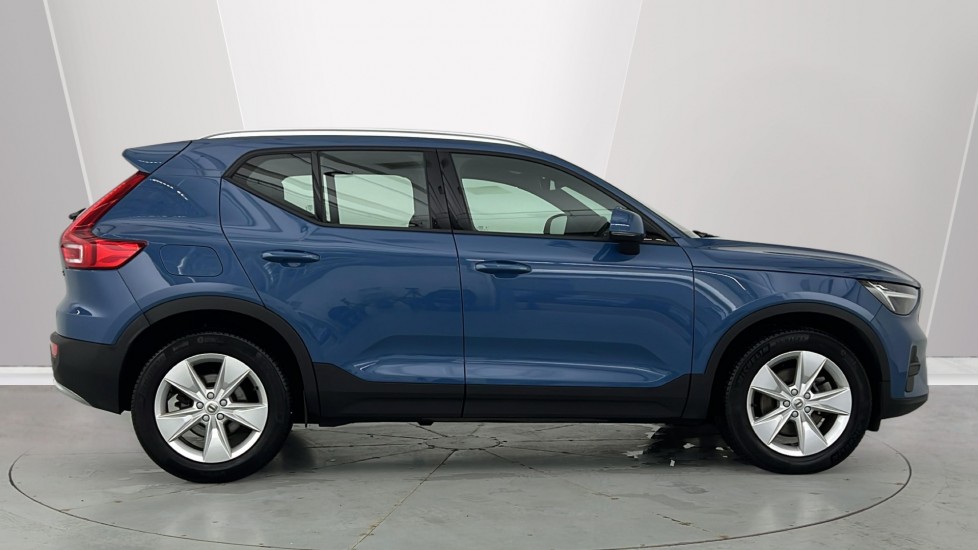 Used Volvo XC40 2023 for sale - 77397374: Photo 3