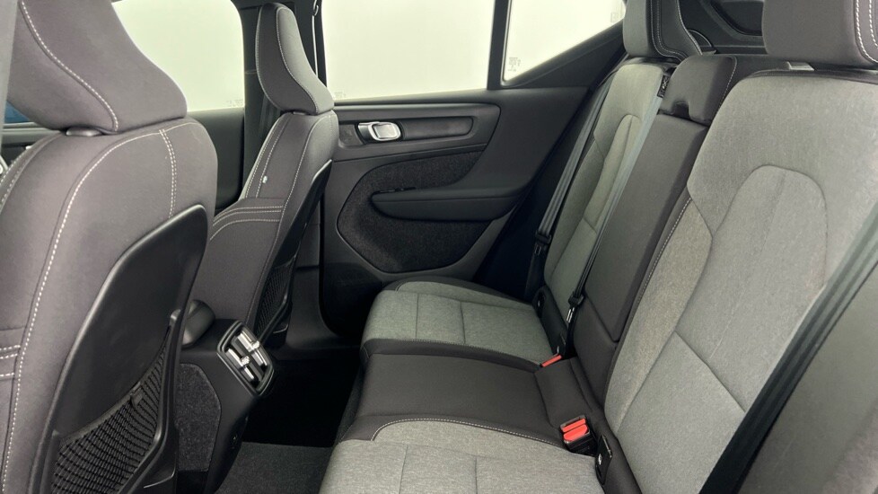 Used Volvo XC40 2023 for sale - 77397374: Photo 33