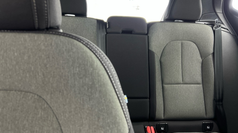 Used Volvo XC40 2023 for sale - 77397374: Photo 37