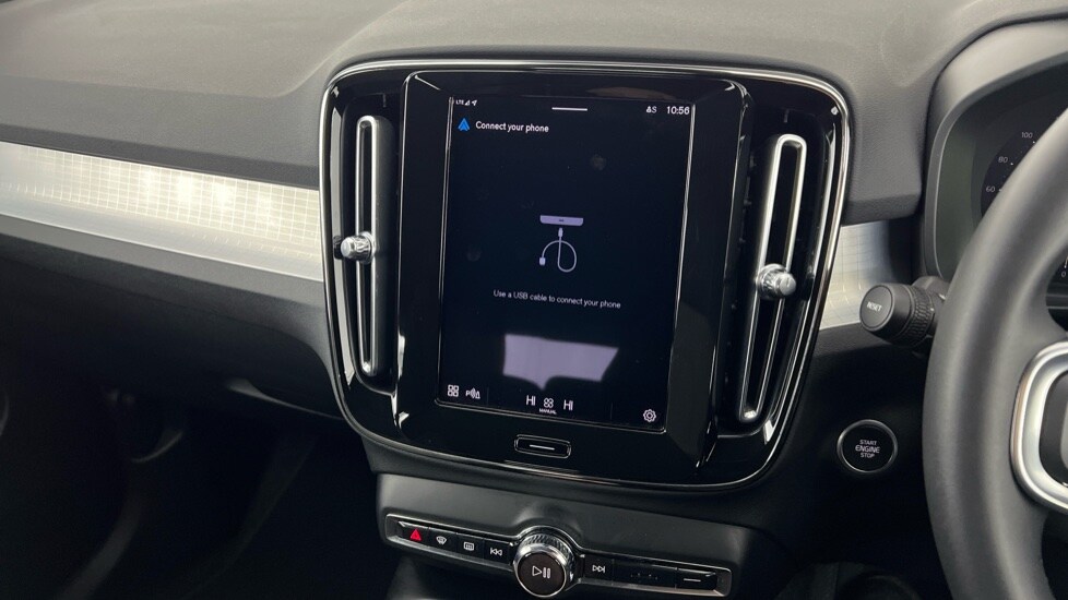 Used Volvo XC40 2023 for sale - 77397374: Photo 44