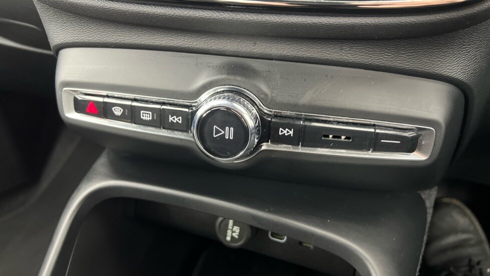 Used Volvo XC40 2023 for sale - 77397374: Photo 47