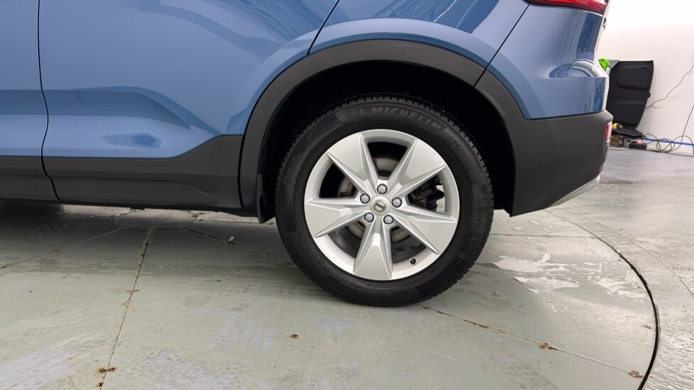 Used Volvo XC40 2023 for sale - 77397374: Photo 58