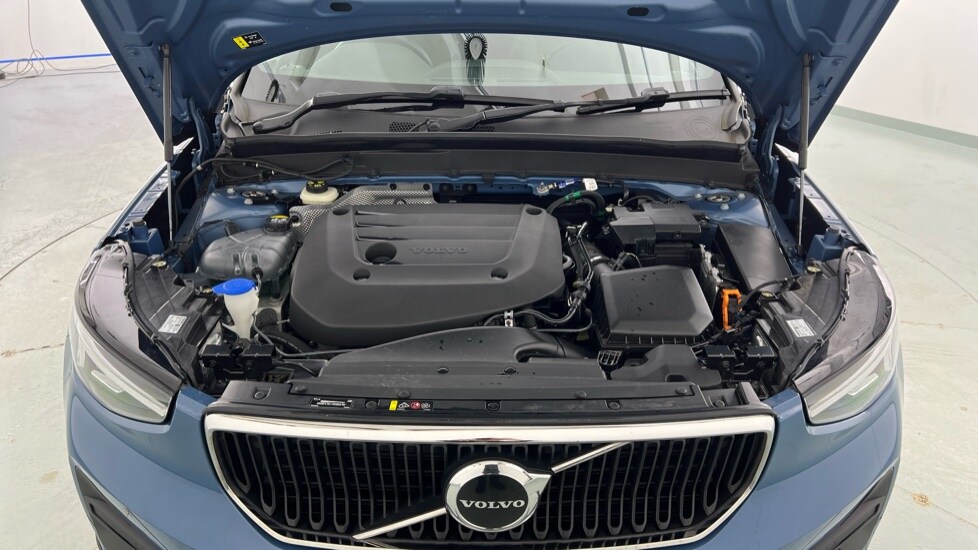 Used Volvo XC40 2023 for sale - 77397374: Photo 60