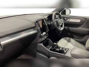 Used Volvo XC40 2022 for sale - 79070895: Photo