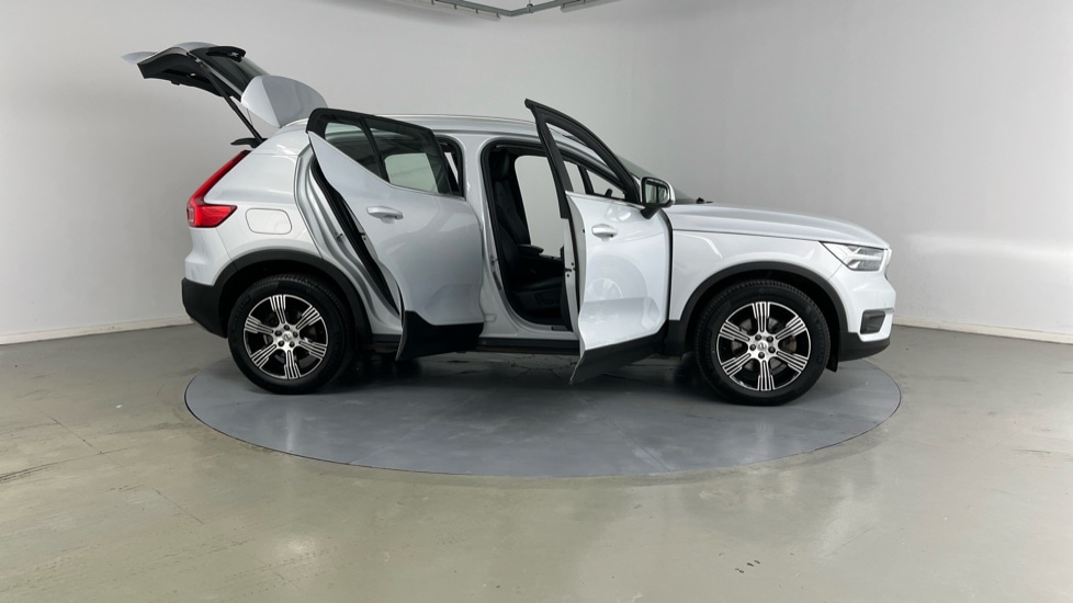 Used Volvo XC40 2021 for sale - 76130732: Photo 31