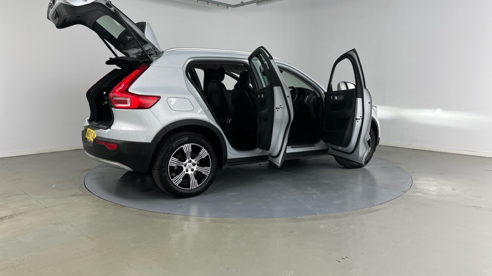 Used Volvo XC40 2021 for sale - 76130732: Photo 34