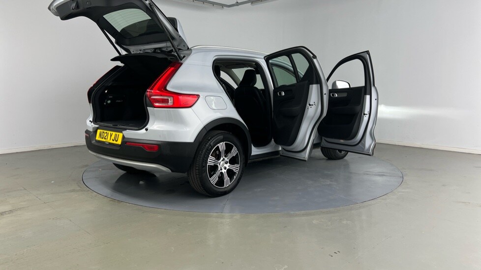Used Volvo XC40 2021 for sale - 76130732: Photo 35