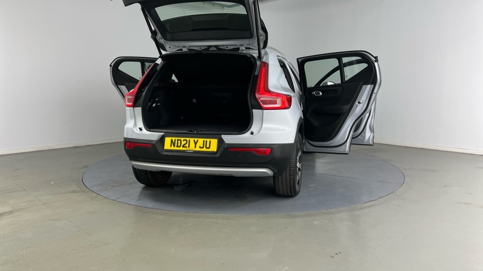 Used Volvo XC40 2021 for sale - 76130732: Photo 37