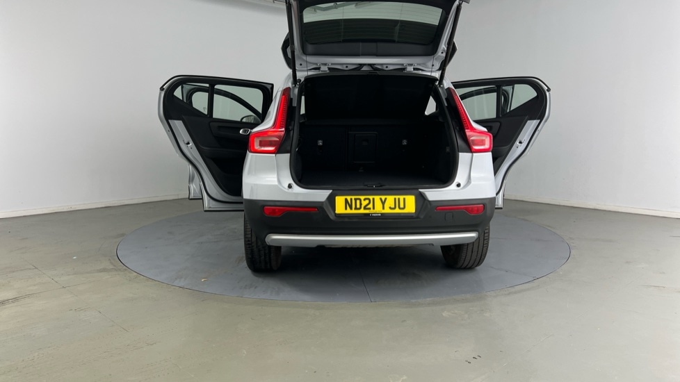 Used Volvo XC40 2021 for sale - 76130732: Photo 38