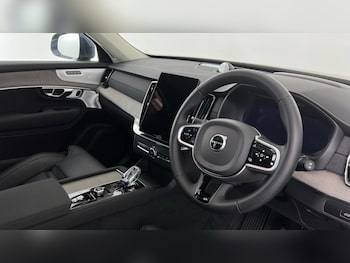 Used Volvo XC90 2025 for sale - 77893880: Photo