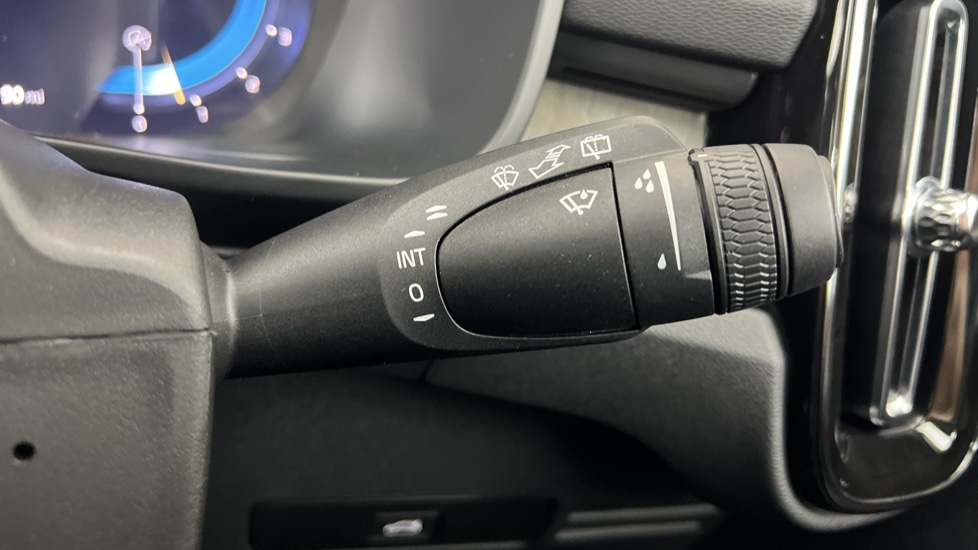 Used Volvo XC40 2025 for sale - 78008982: Photo 23