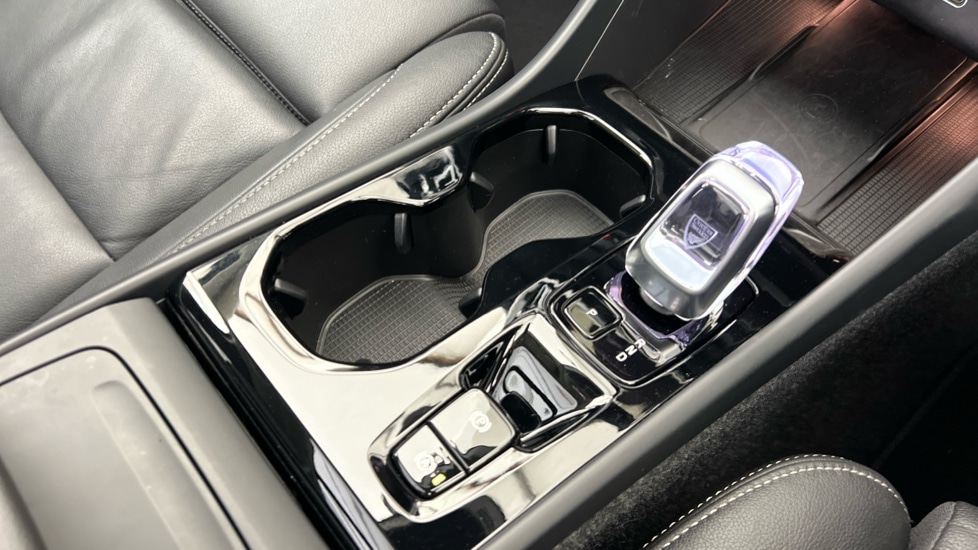 Used Volvo XC40 2025 for sale - 78008982: Photo 25