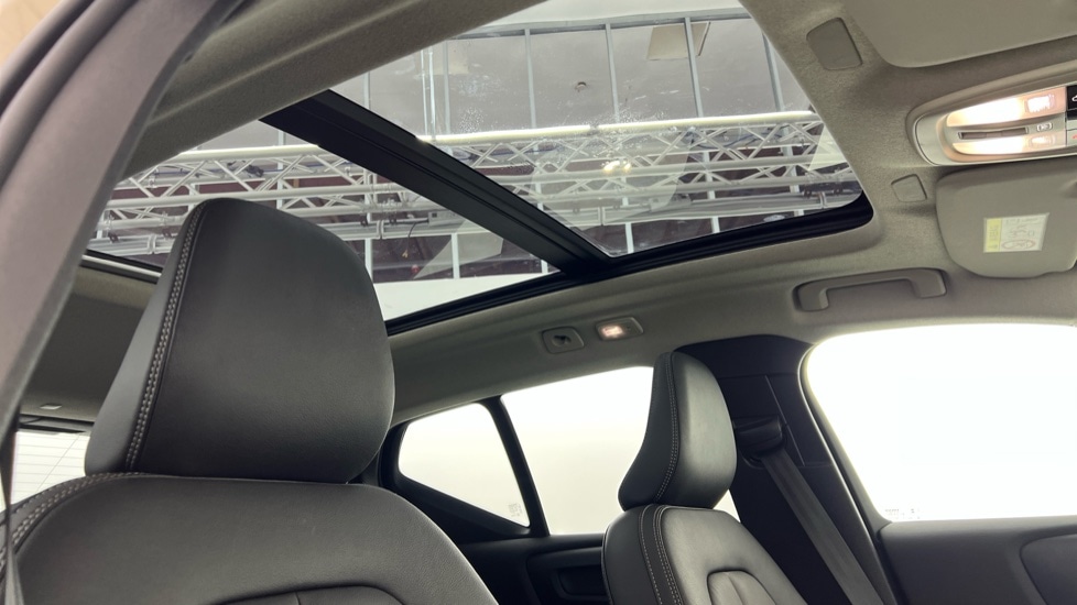 Used Volvo XC40 2025 for sale - 78008982: Photo 31