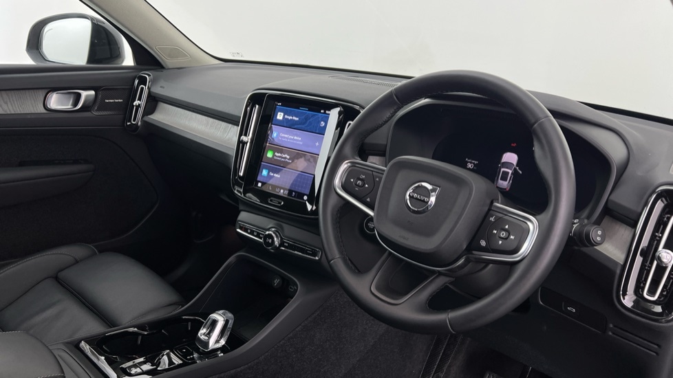 Used Volvo XC40 2025 for sale - 78008982: Photo 4