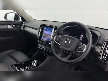 Used Volvo XC40 2025 for sale - 78008982: Photo