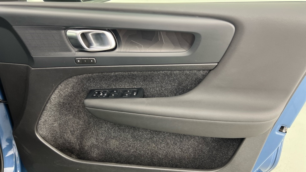 Used Volvo XC40 2022 for sale - 77588455: Photo 28