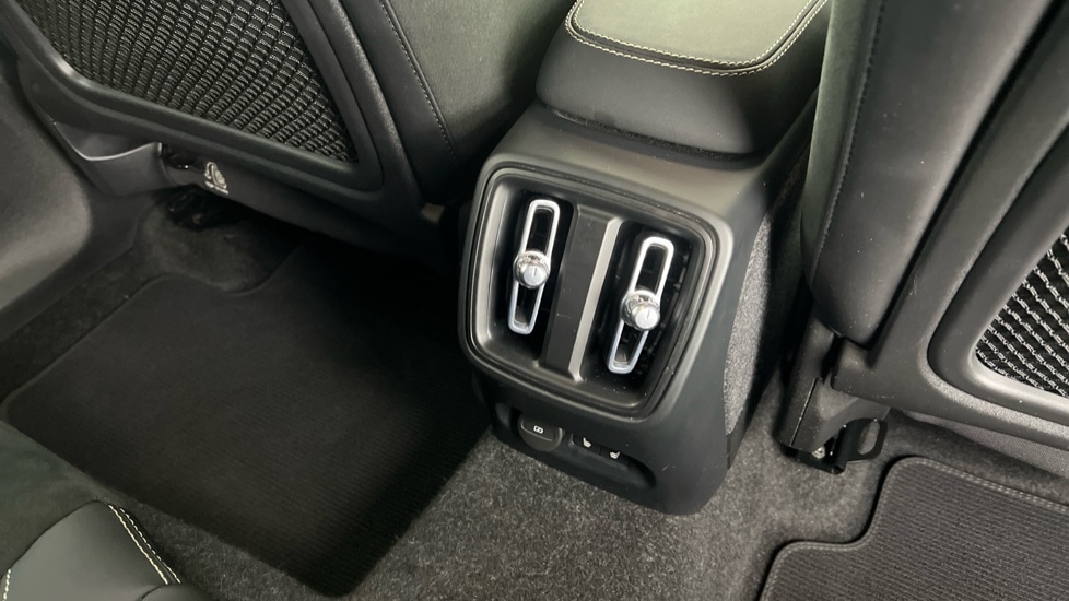 Used Volvo XC40 2022 for sale - 77588455: Photo 39