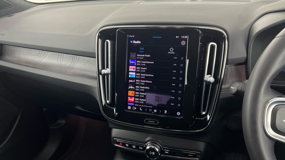 Used Volvo XC40 2022 for sale - 77588455: Photo 41