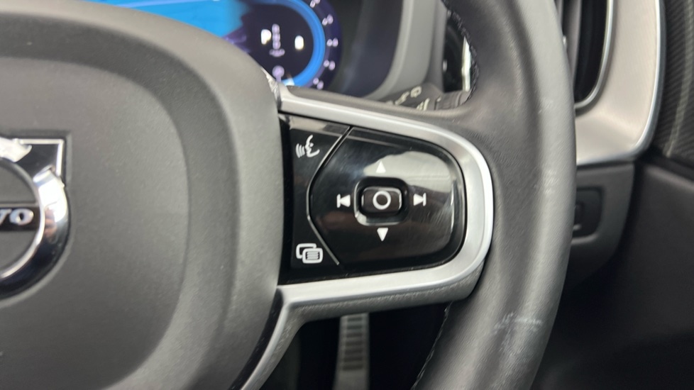 Used Volvo XC60 2022 for sale - 76096073: Photo 22