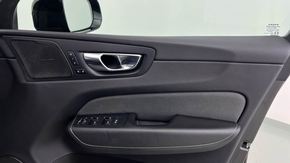 Used Volvo XC60 2022 for sale - 76096073: Photo 29