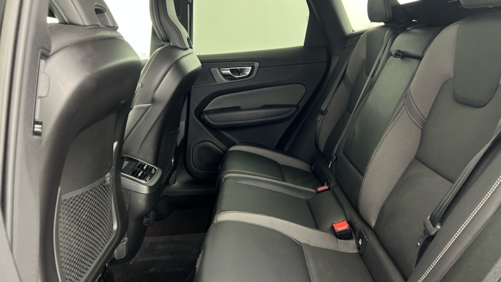 Used Volvo XC60 2022 for sale - 76096073: Photo 33